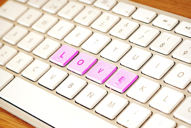 dating relationships internet age