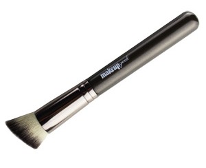 Makeup Geek Angled Stippling Brush, modern chic magazine