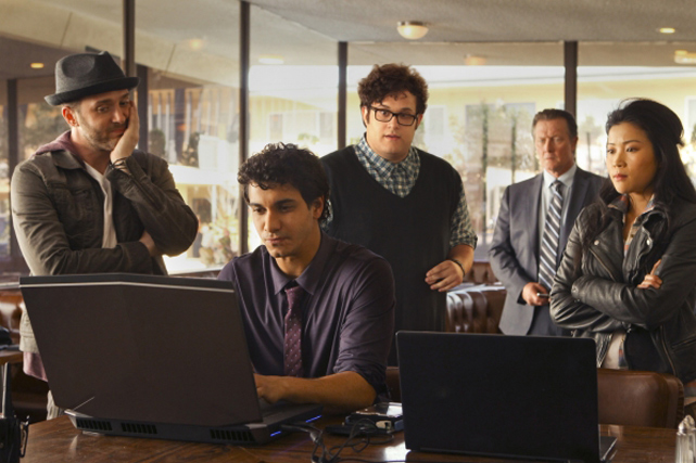 Scorpion Pilot Recap, katherine mcphee, elyse, cbs, tv show, walter o'brien, paige, characters, actors