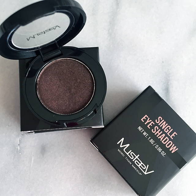 BEAUTY TRENDS 2016, BBLOGGER, REVIEW, JAMES VINCENT, makeup, cosmetics, red carpet, runway, cosmetics, brands, mustaev, eyeshadows, korean