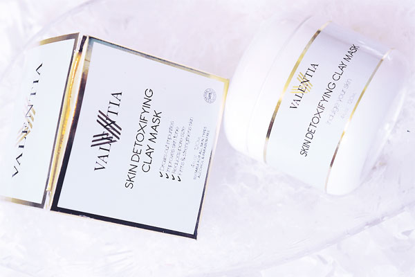 Skin Detoxifying Clay Mask,Valentia Clear Lift Revitalizing Serum, Valentia, beauty, products, review, beauty review, bblogger, bellashoot, skincare, cruelty free, demo, face masks,