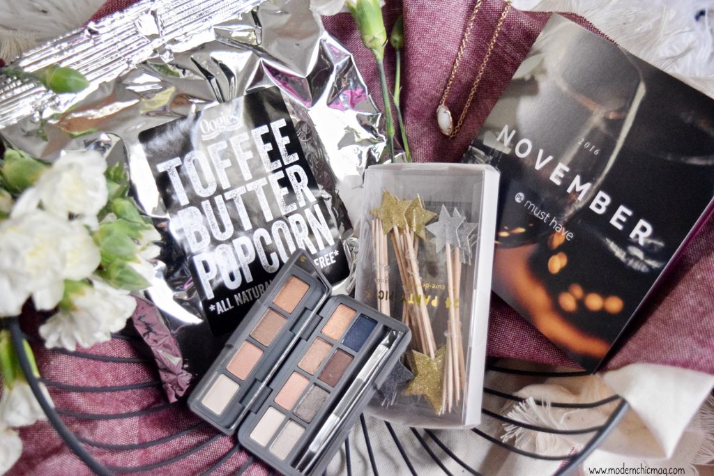 Popsugar, Popsugar Must Have, beauty, entertain, hosting, parties, holidays, blogger, home decor, kitchen, essentials, jewelry, pop sugar collective, shop style, shopping, retail, kendra scott, AJ Goods, Pehr, Meri Meri, Oogie’s Snacks, foodie, blog, lifestyle, #musthavebox, review
