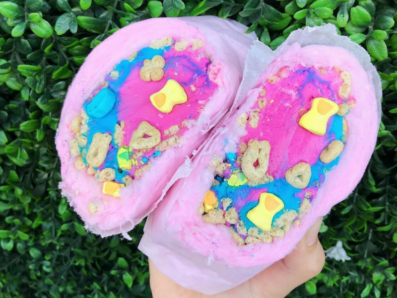 ice cream, milk tavern, honeymee, salt and straw, little damage, charcoal ice cream, honey comb, artisan flavors, ice cream burrito, Los Angeles, LA, LA bites, Foodie, Instagram, Selfie, Yum, dessert, sweets, summer, instagram worthy, hot spots, food guide,