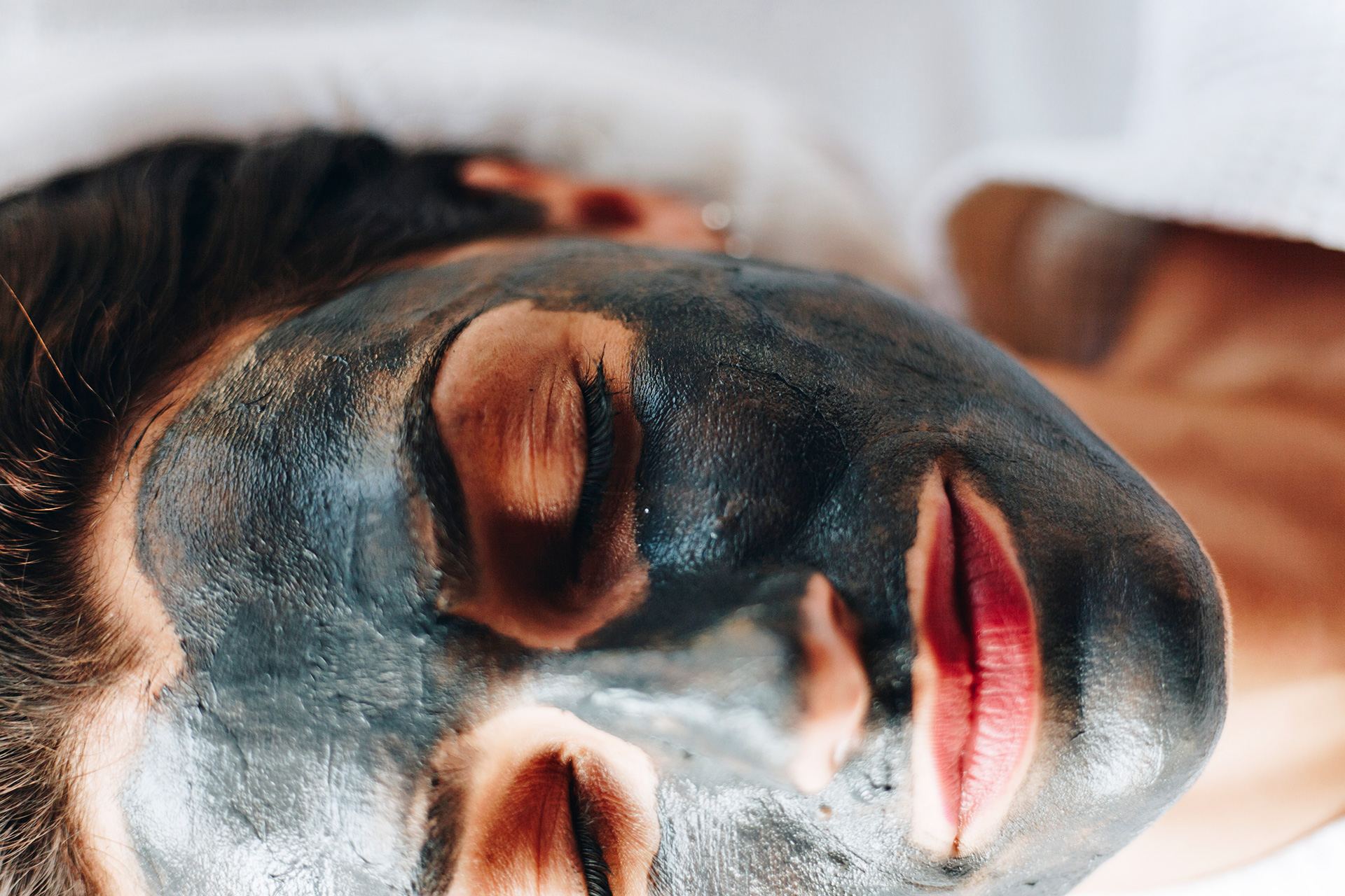 facial, skincare, beauty, lifestyle, all natural, all natural skincare, gentle, self-care, spa, salon, beauty blogger, beauty blog, how to care for your skin after a facial