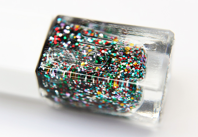 E.L.F Essential 14-Piece Nail Cube Review & Swatches
