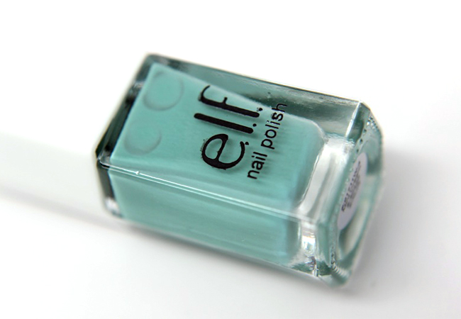 E.L.F Essential 14-Piece Nail Cube Review & Swatches