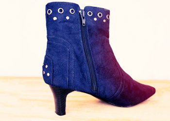 Chic Finds: 3 Outfits to Style Vintage Navy Boots, modern chic magazine, thrift, salvation army