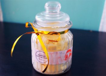 HOW TO MAKE YOU OWN, BODY BUTTER, beauty, diy, beauty, skincare, winter, hydration, products, all natural,