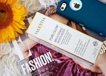 Valentia Pure Glow Brightening Moisturizer | valentia, moisturizer, pure glow brightening moisturizer, skincare, bblogger, review, beauty, lifestyle, sponsored, pinterest beauty, dry skin, skincare tips, how to, beauty products, hydration, tips