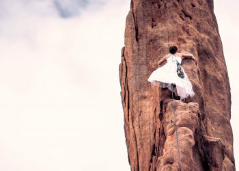 Females, Norm, gender equality, timesup, metoo, Aziz Ansari, women empowerment, time for change, women movement, gender roles, stereotypes, blogger, opinion, modern chic magazine