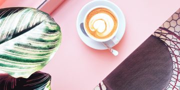 blogger, editor, advice, mental health, social media, deal with social media, Instagram, life advice, influencer, girlboss, how to deal, editor chat, self-love, self care, me time, relaxation, stress,