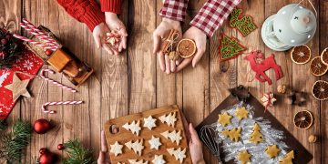family, holiday, holiday traditions, how to, tips, Christmas, family bonding, lifestyle, baking, gifts, modern chic, baking,